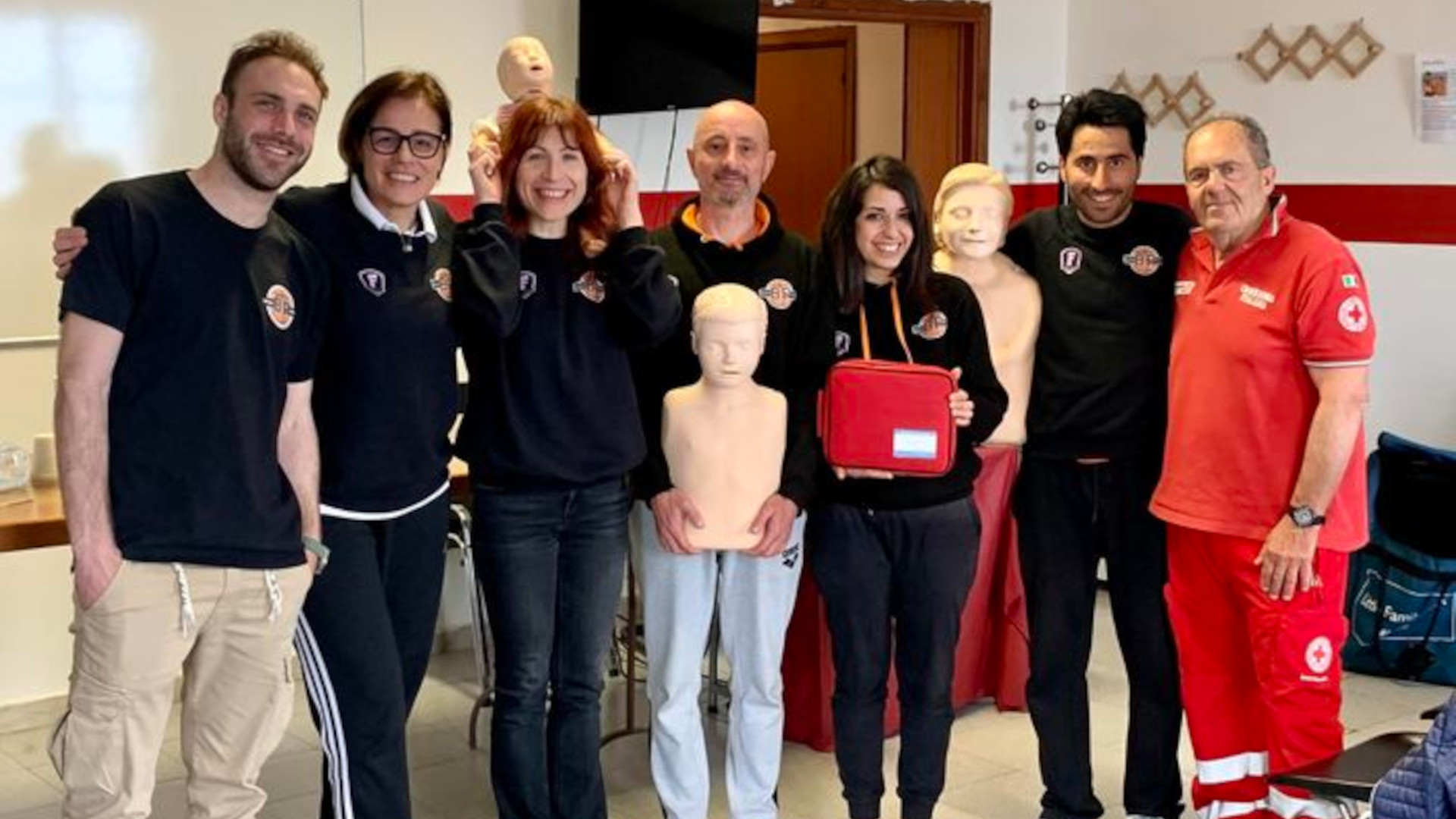 27.corso defibrillatore.jpg